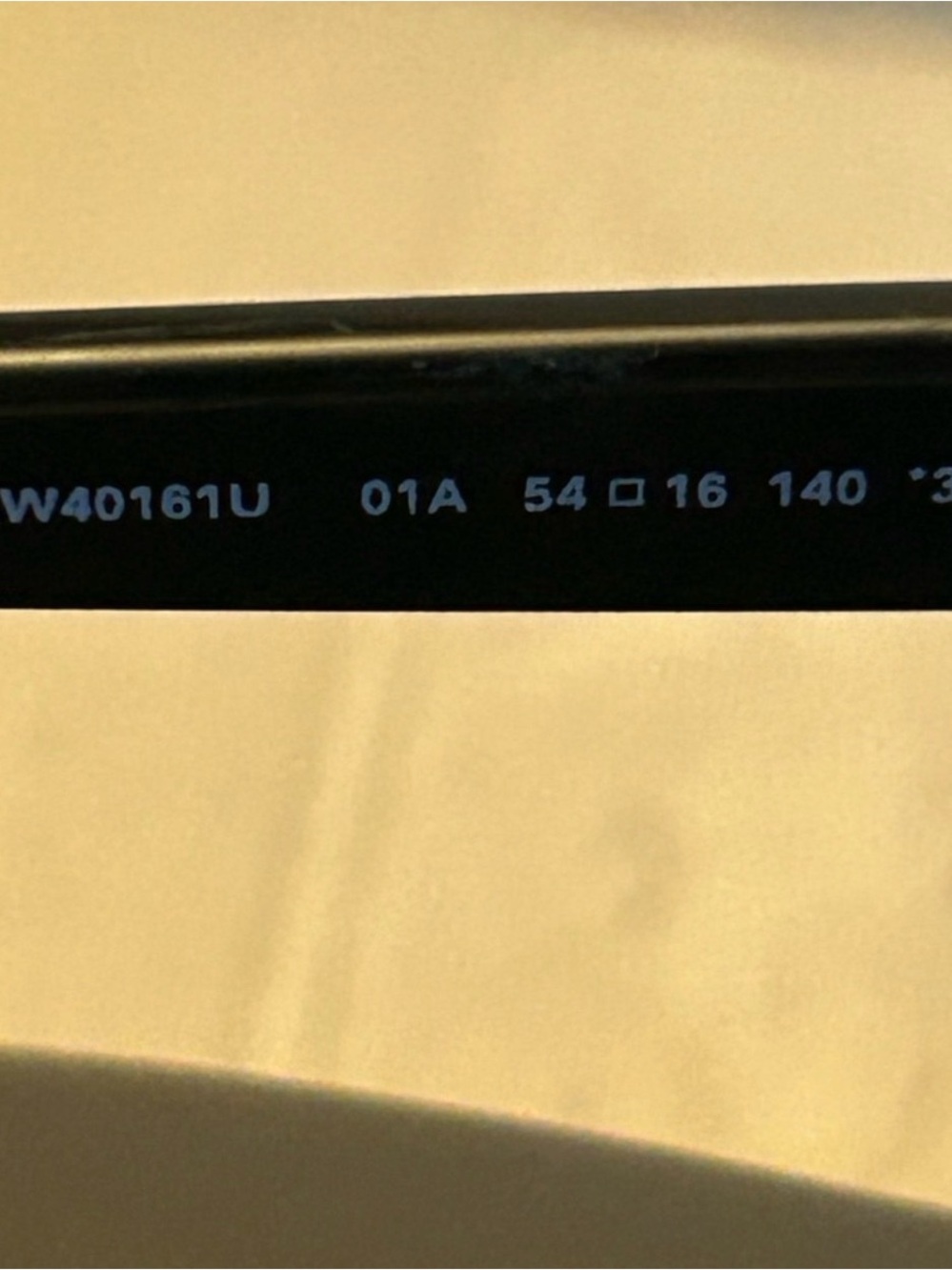 Current Season! LOEWE’S LW40161U Slim Aviator Sunglasses - Picture 6 of 8